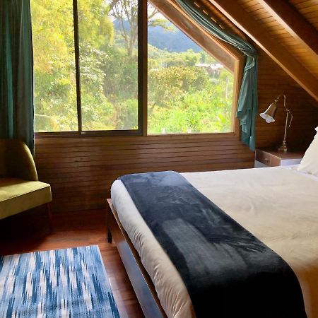 Hostal Zafiro Mindo Bagian luar foto